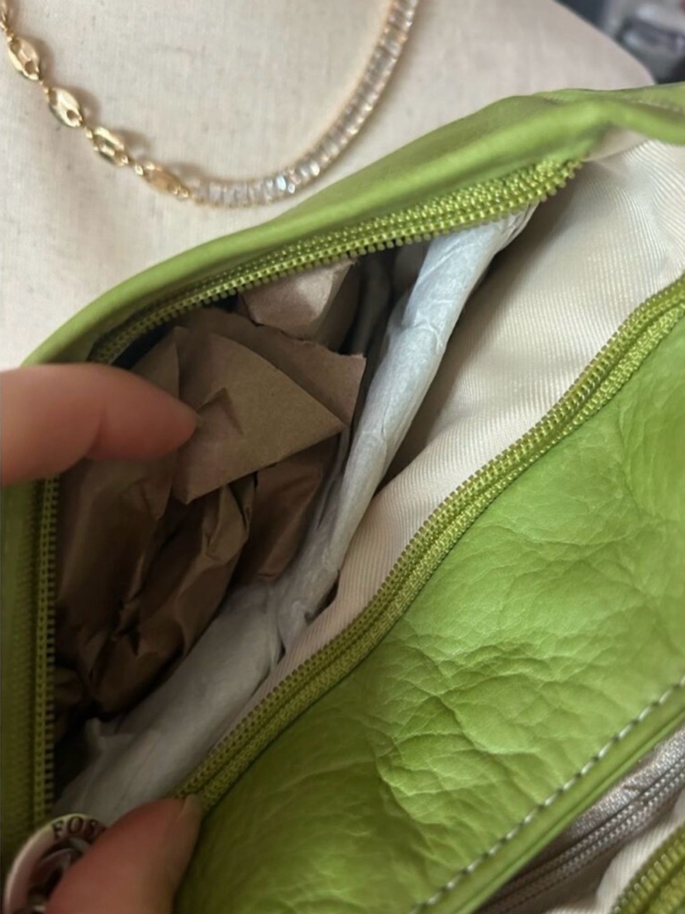 Fossil Lime Green Leather Crossbody Bag - Picture 5 of 7